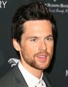 Tom Riley