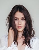 Amanda Crew