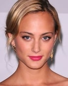 Nora Arnezeder